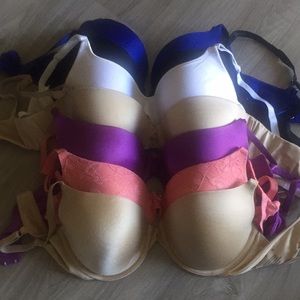 Bundle of 7 Bras 34D